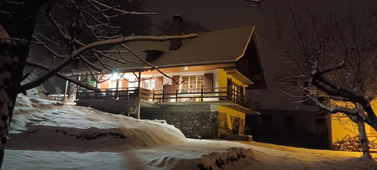 Вилла Chalet Le Loup Bouquetin Saint-Colomban-des-Villards Экстерьер фото